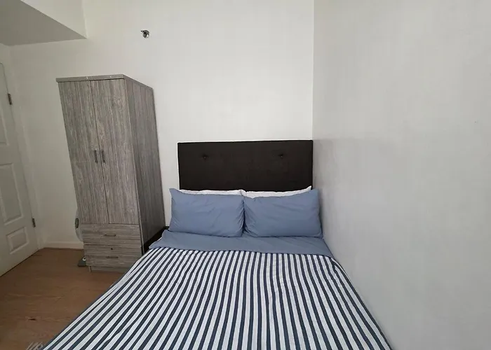 Apartamento Bgc And Cosy Near Highstreet St Lukes Shangrila And Ascott *