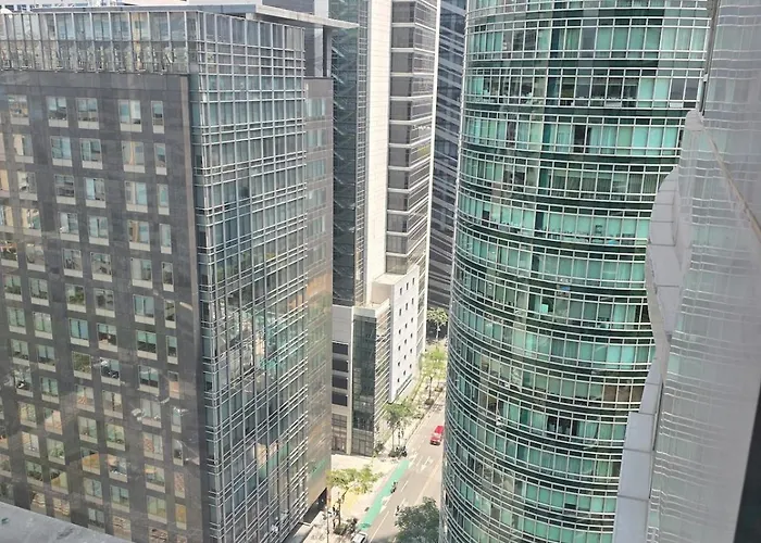 Bgc And Cosy Near Highstreet St Lukes Shangrila And Ascott * Manila